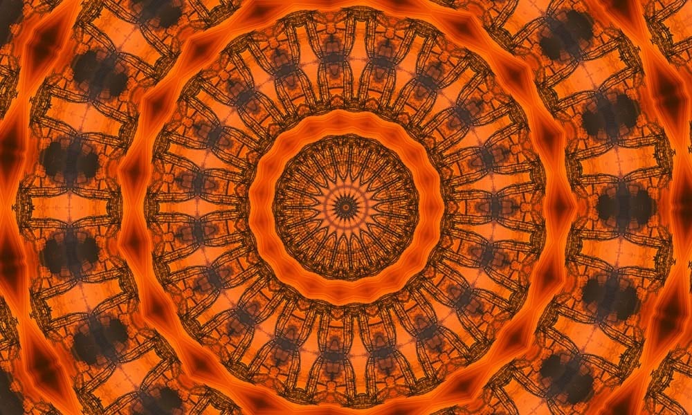 Ett cirkulärt mönster i orange